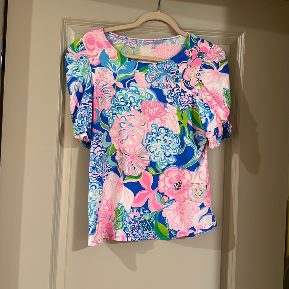 Lilly Pulitzer floral puff sleeve t-shirt